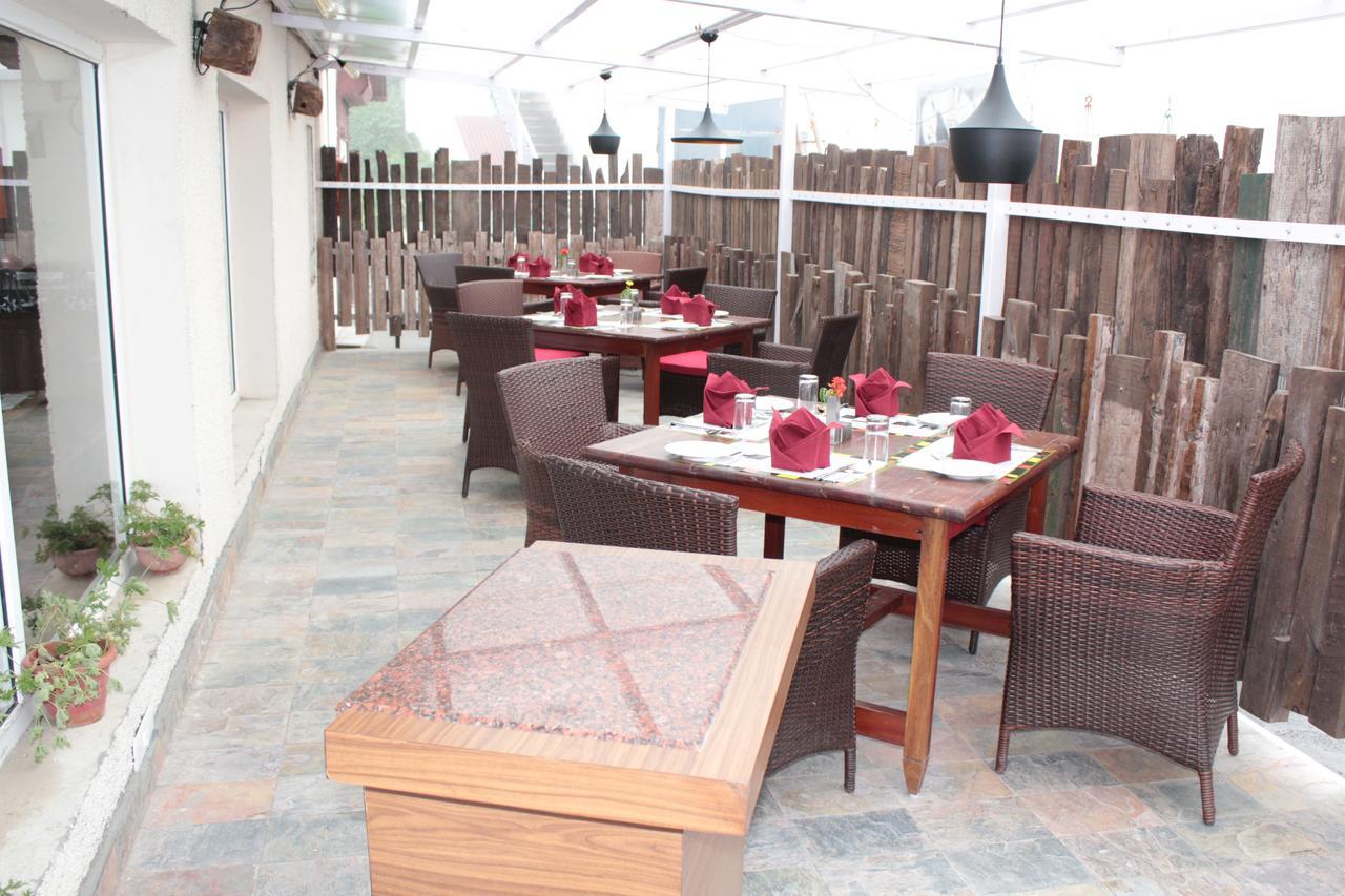 One Earth Royale Boutique Hotel Mussoorie Buitenkant foto