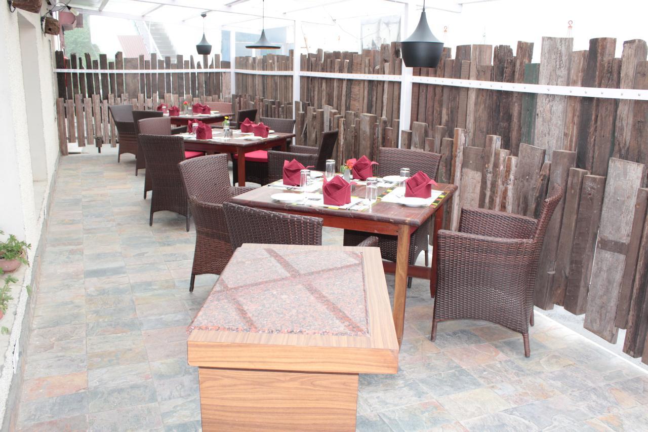 One Earth Royale Boutique Hotel Mussoorie Buitenkant foto