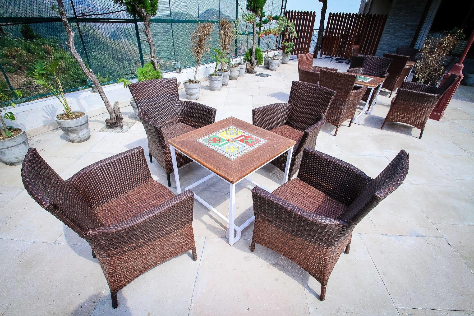 One Earth Royale Boutique Hotel Mussoorie Buitenkant foto