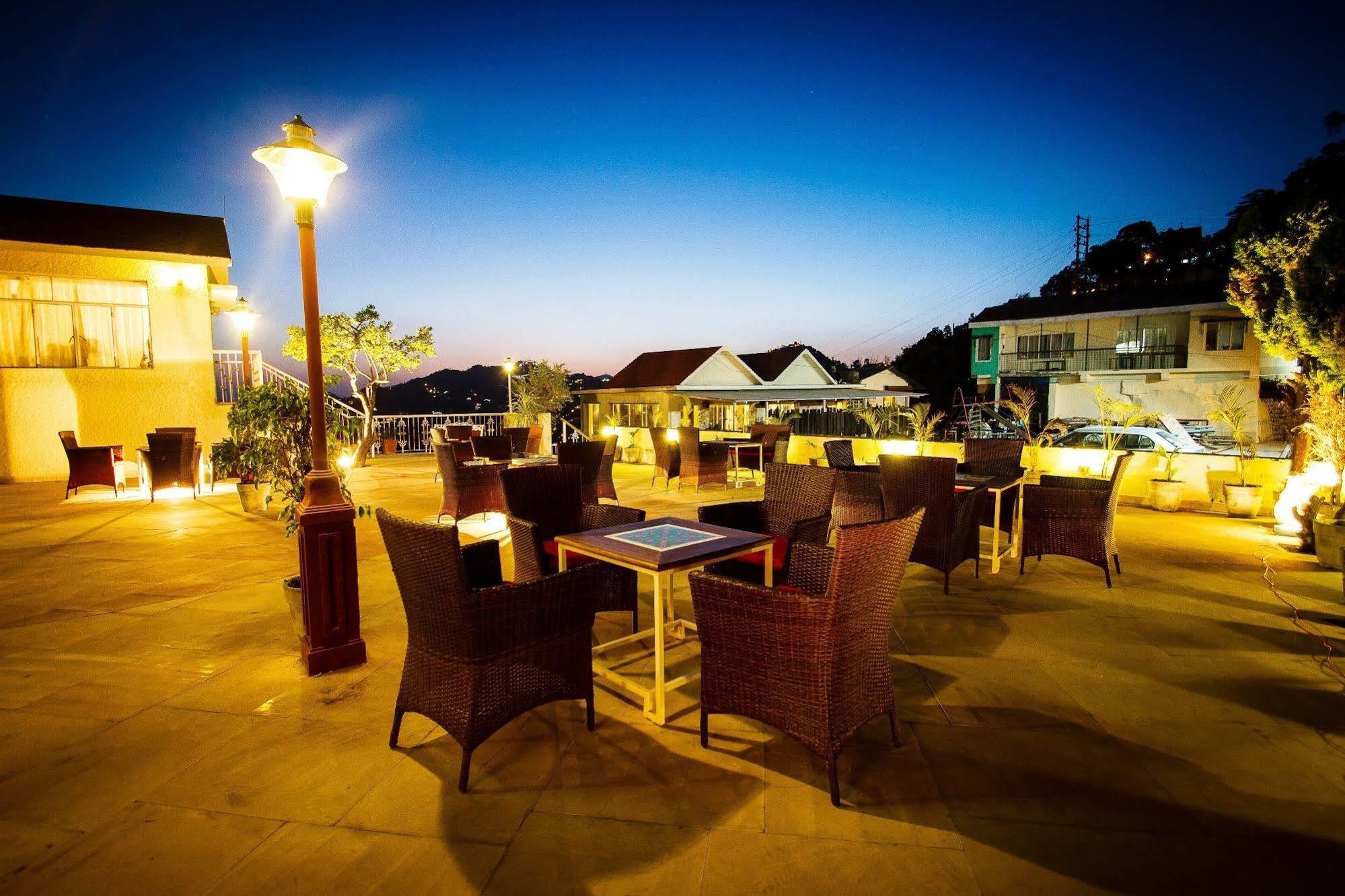 One Earth Royale Boutique Hotel Mussoorie Buitenkant foto