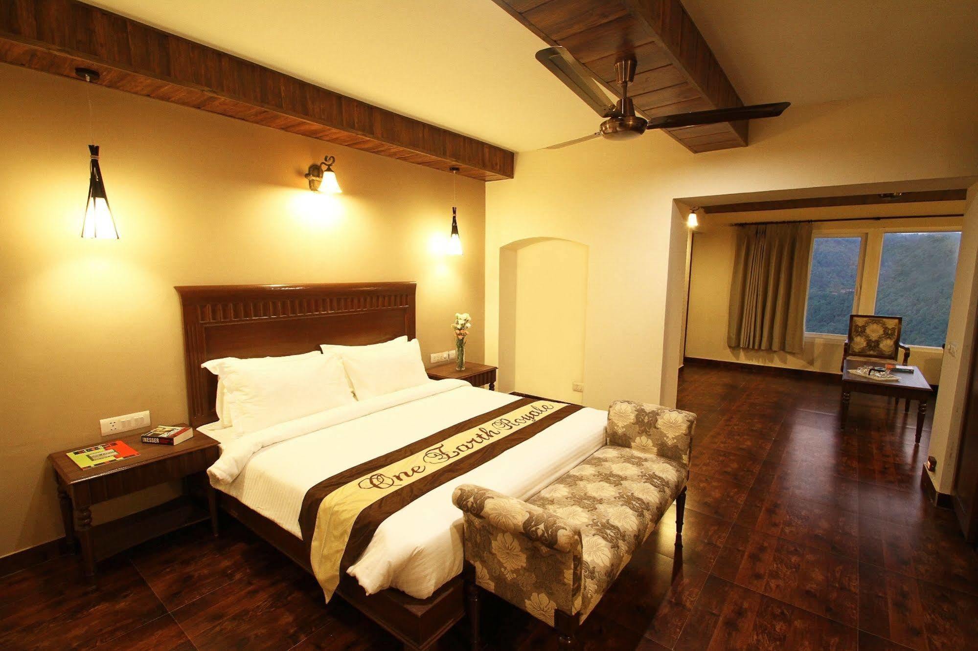 One Earth Royale Boutique Hotel Mussoorie Buitenkant foto