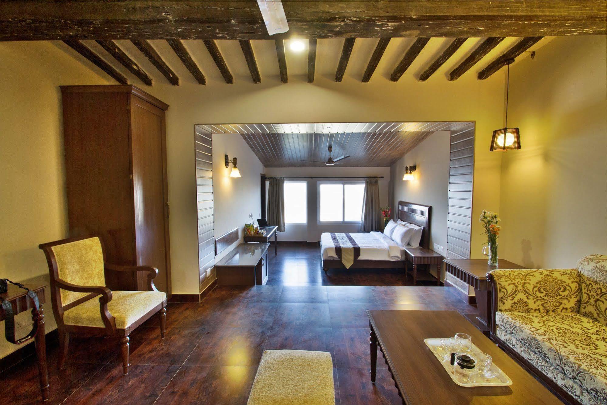 One Earth Royale Boutique Hotel Mussoorie Buitenkant foto