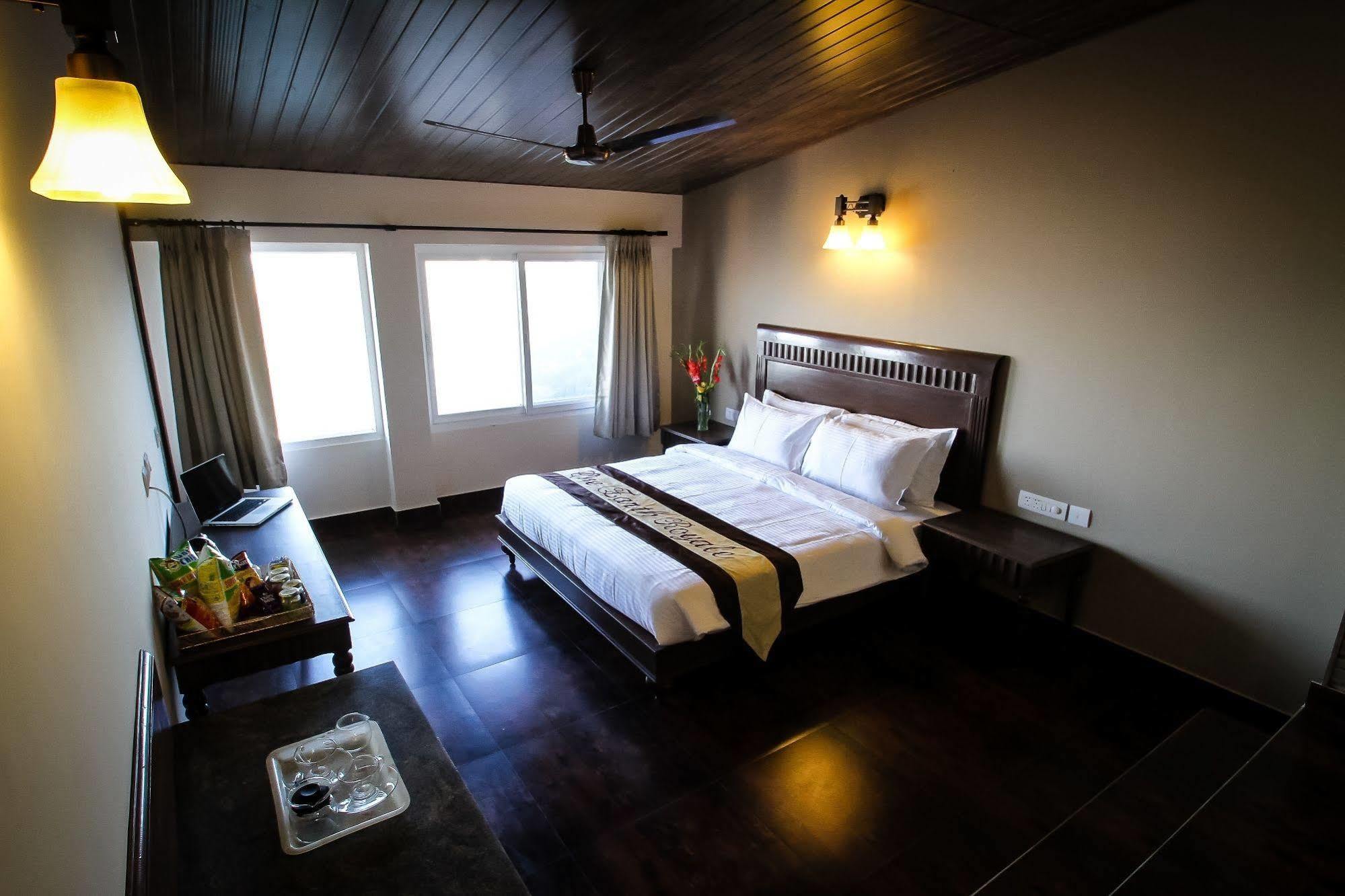 One Earth Royale Boutique Hotel Mussoorie Buitenkant foto